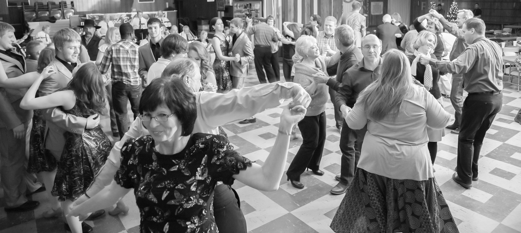 people dancing