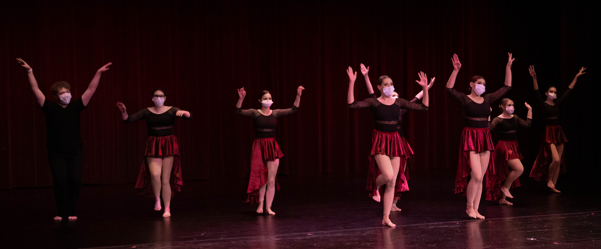 dancers practicing